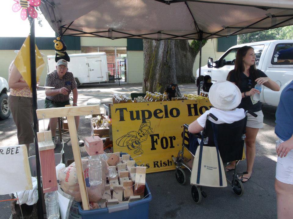 Photo 16 of 85 from the Tupelo Honey Festival